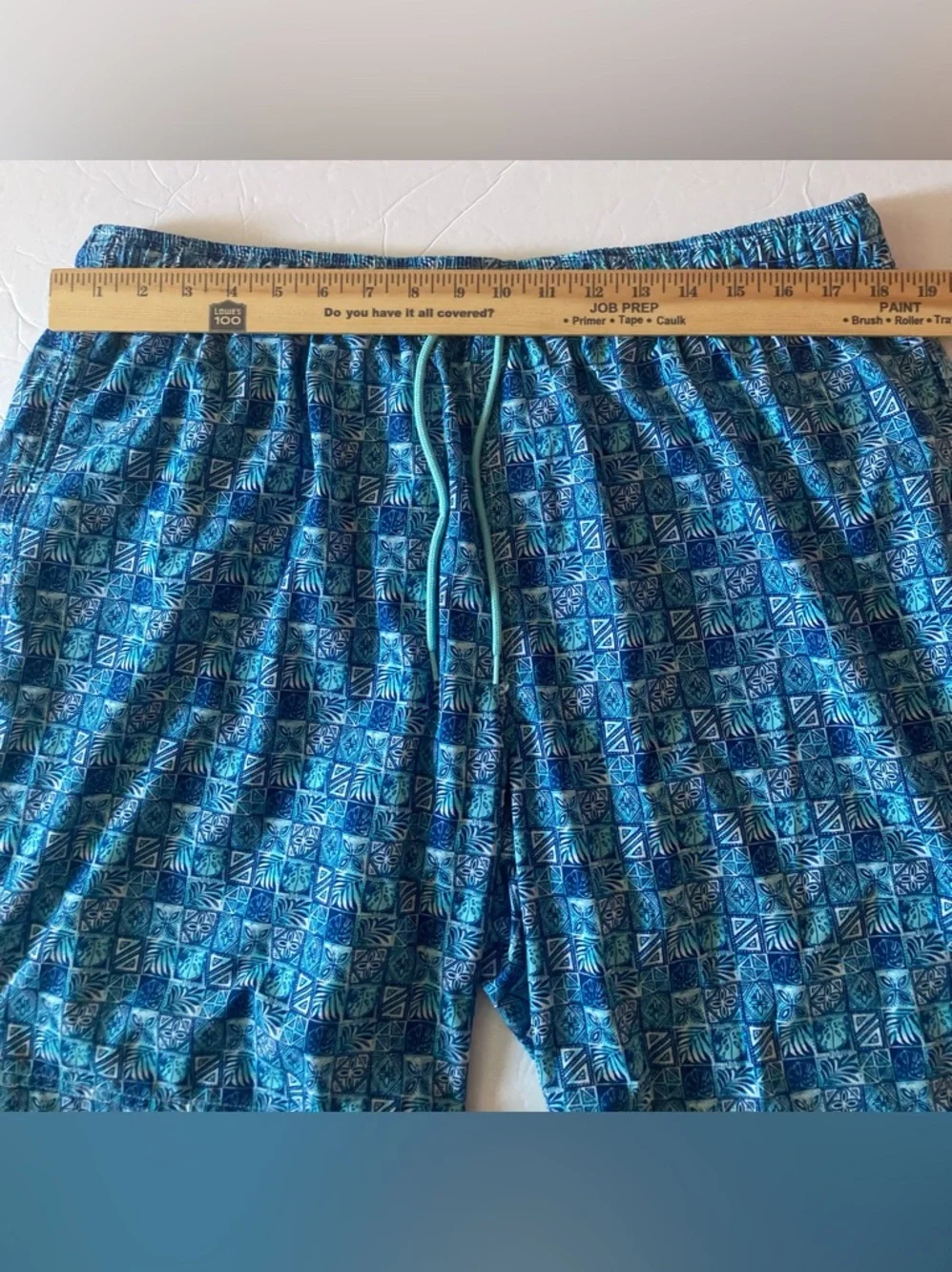 Caribbean Mens XL Blue Mosaic Swim Trunks like new